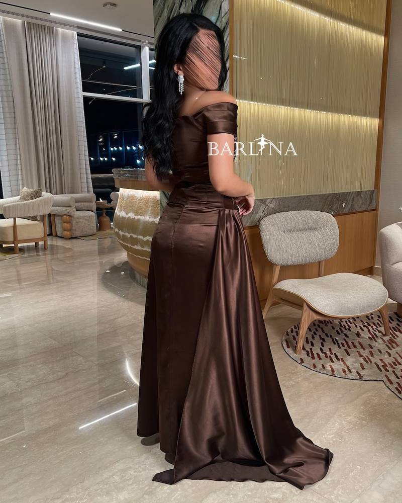 Brown off-shoulder dress with side train