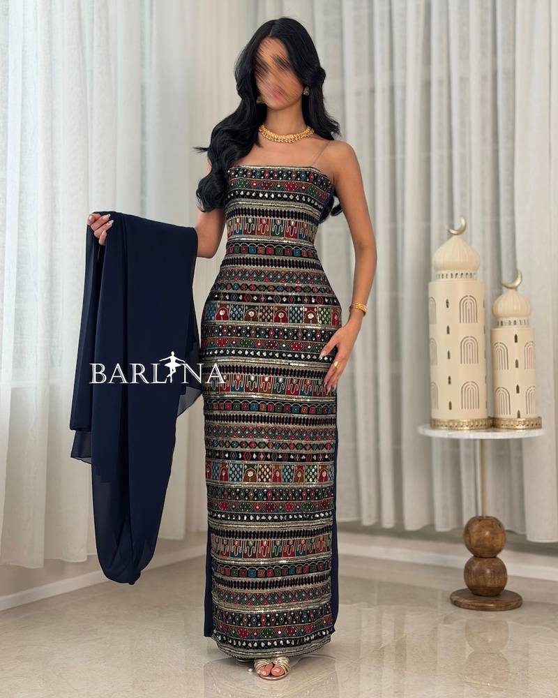 Long jalabiya with a luxurious traditional pattern