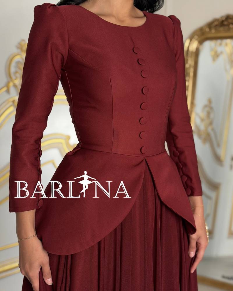 Burgundy midi dress with pleats and elegant detailing