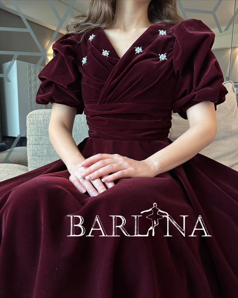 Soft velvet Oudi dress