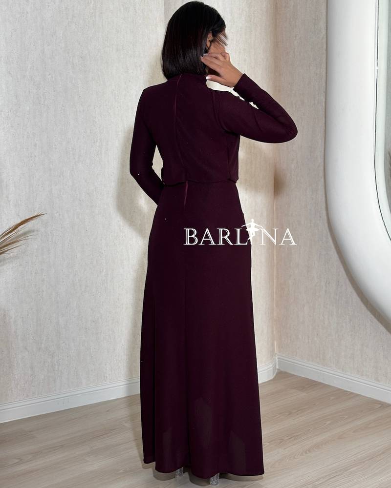 Dark burgundy stretch dress with a straight cut