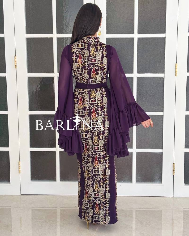 Purple embroidered jalabiya with wavy sleeves