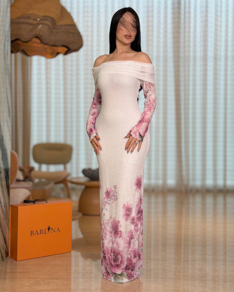 Soft off-shoulder dress with a pink floral print