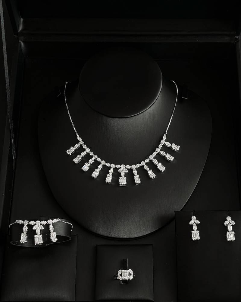 Dangling Stone Branches Accessory Set