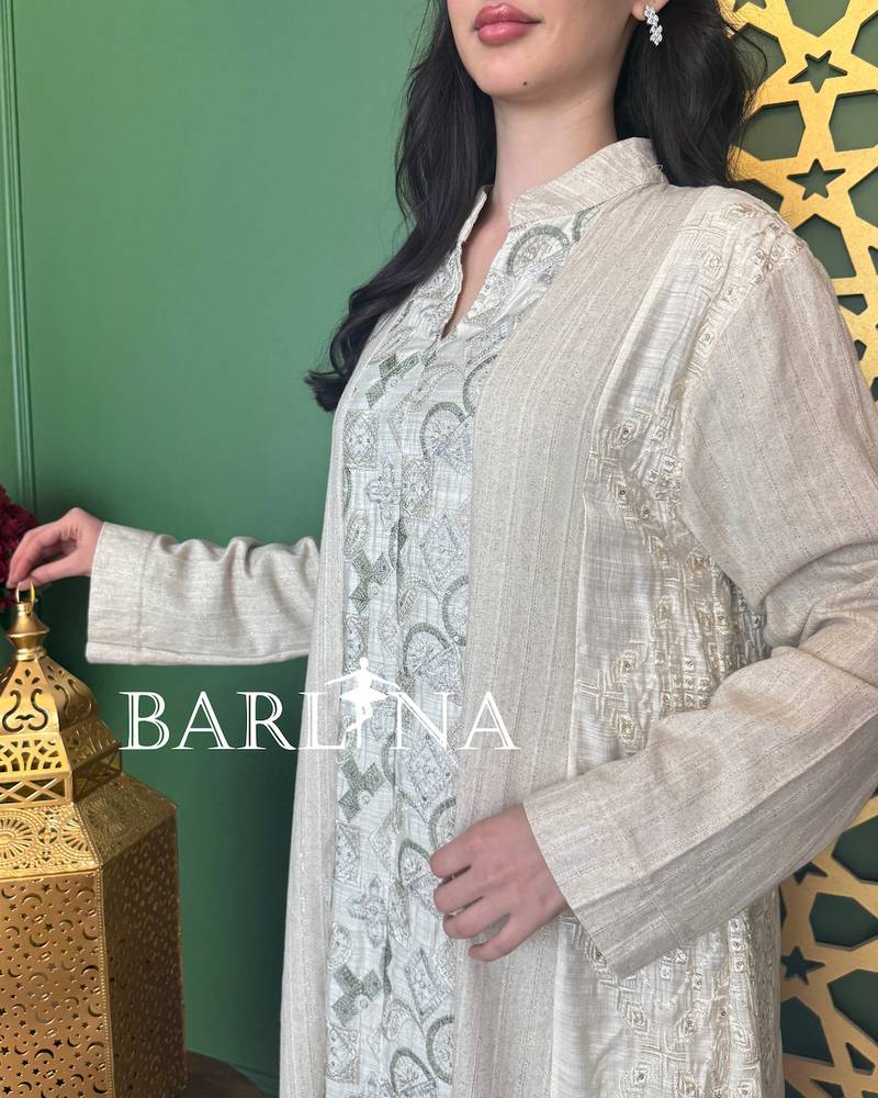 Elegant beige jalabiya with front embroidery