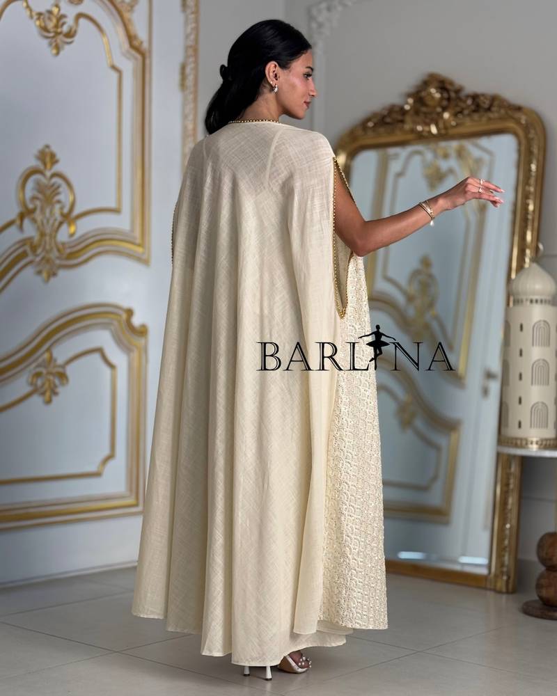 Off-white two-piece jalabiya embroidered with gold