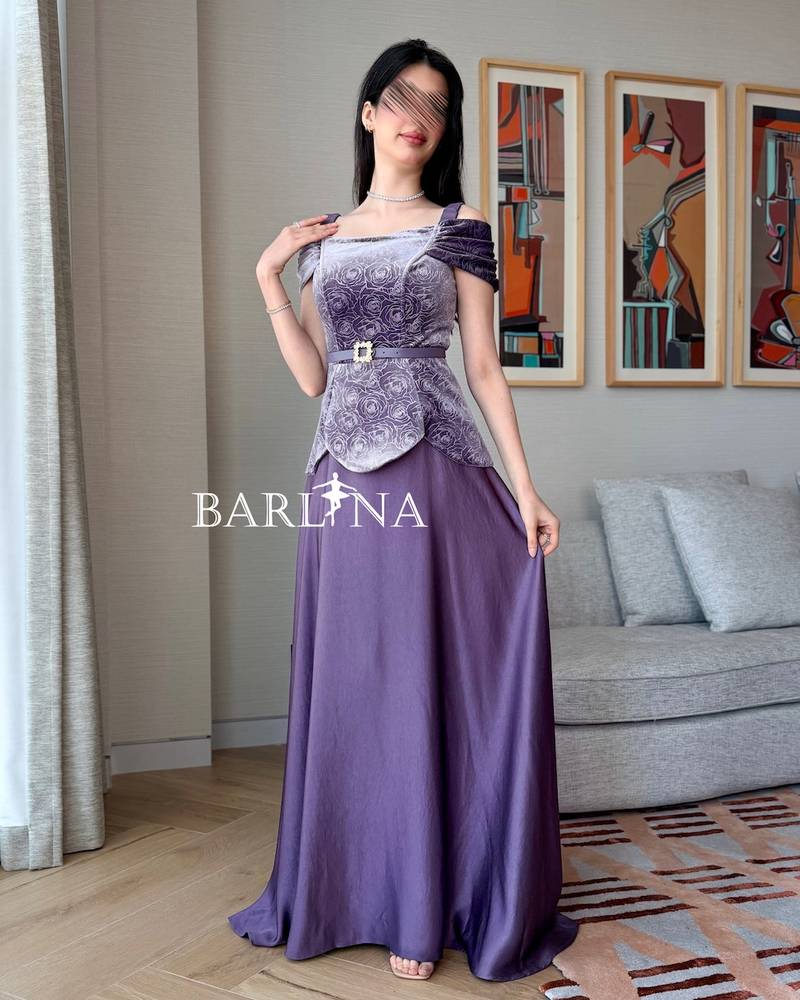 Lilac dress adorned with velvet rose patterns