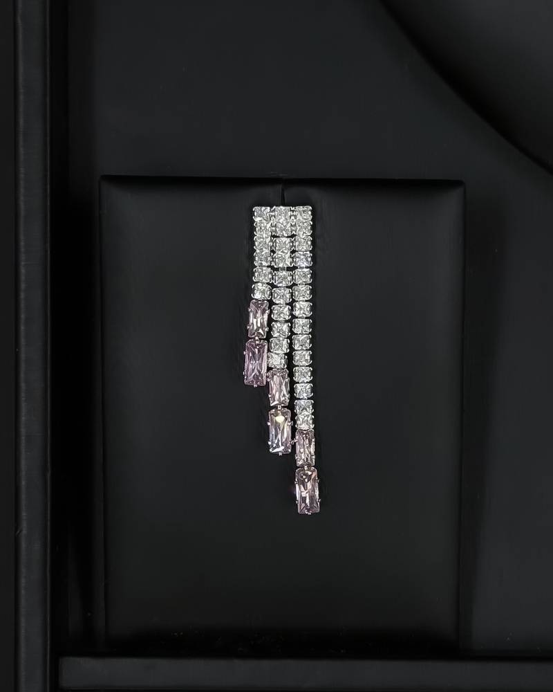 A luxurious set studded with crystals and pink stones