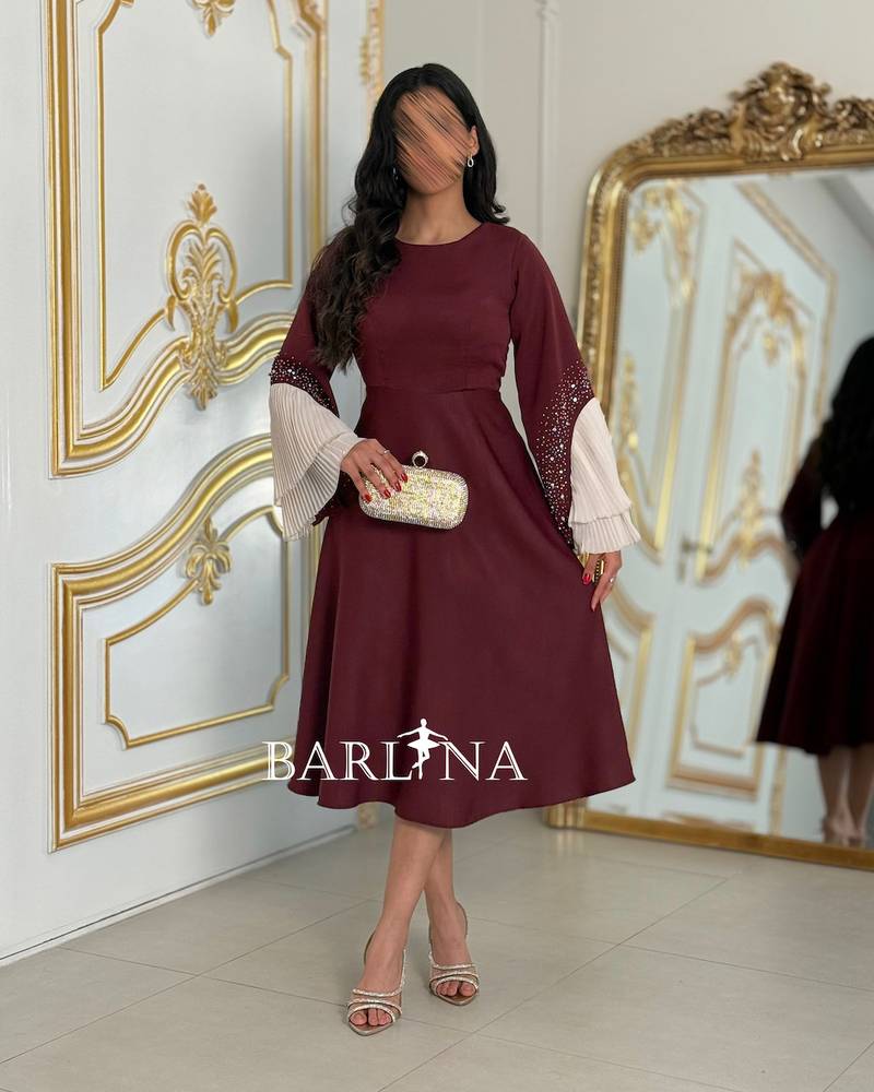 Soft burgundy midi dress with embellished sleeves