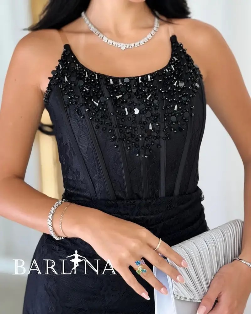 Elegant black lace evening dress