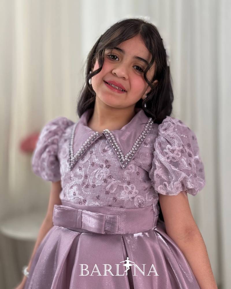 Girls’ mauve puffy dress with a decorated collar