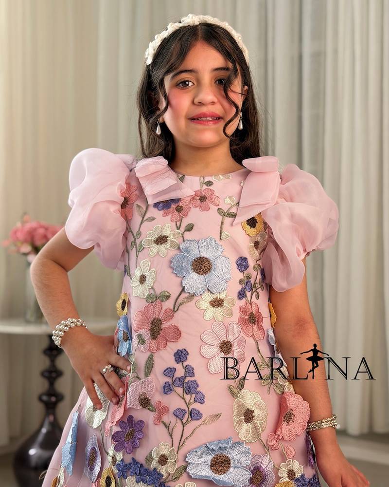 Pink girls' dress embroidered with raised roses
