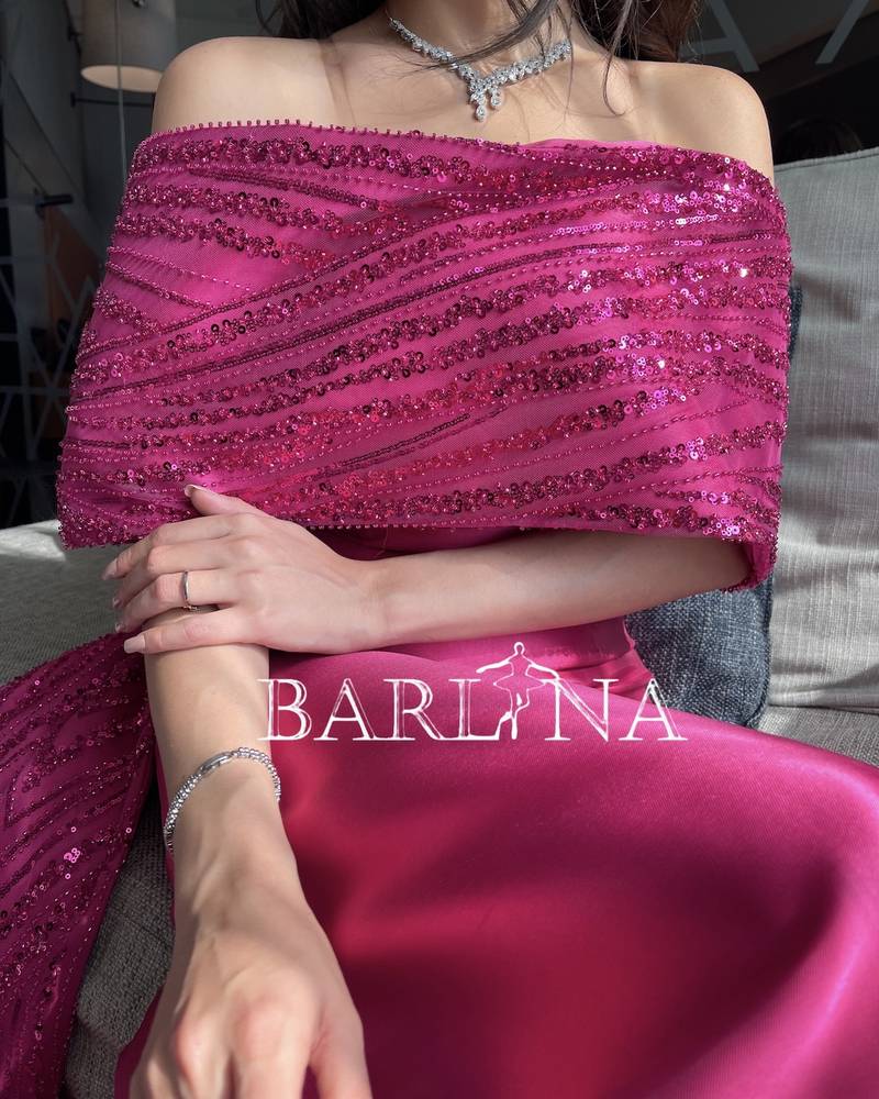 Fuchsia dress with a bow tail