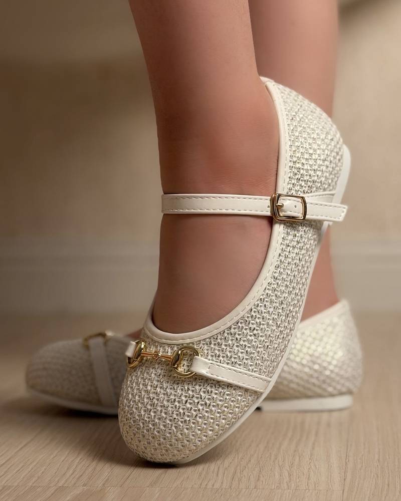 Girls' knitted shoes with elegant leather details