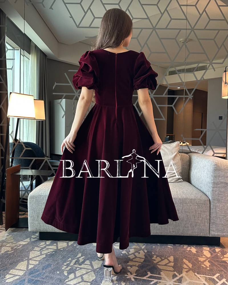 Soft velvet Oudi dress