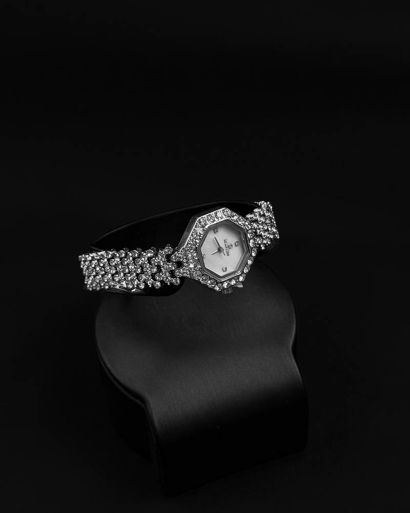Floral design accessory set with watch