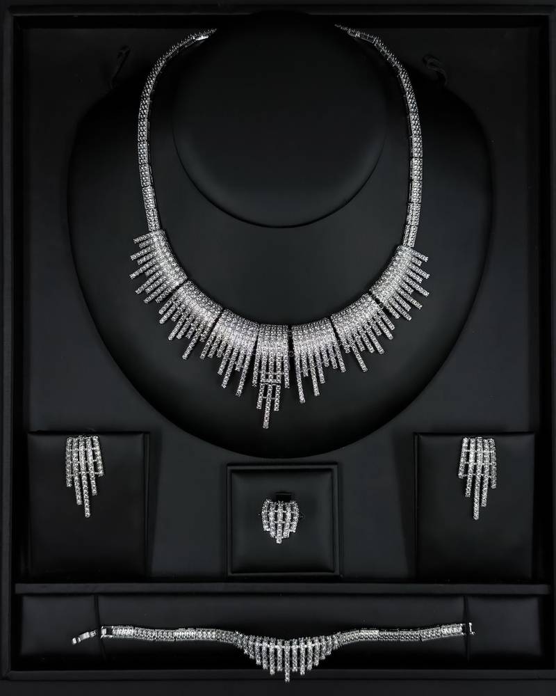 Luxury accessory set with a modern, dangling design