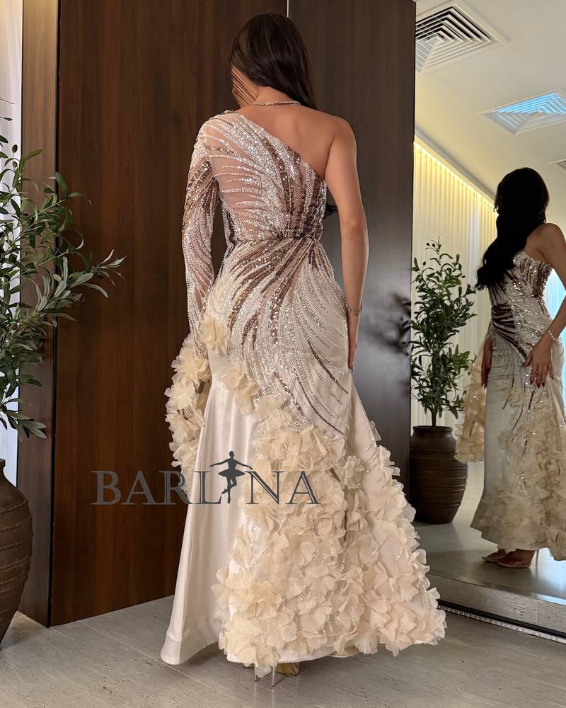 Beige one-shoulder dress with beaded lines