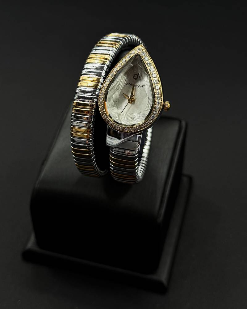 Teardrop-shaped wristwatch with a luxurious bezel