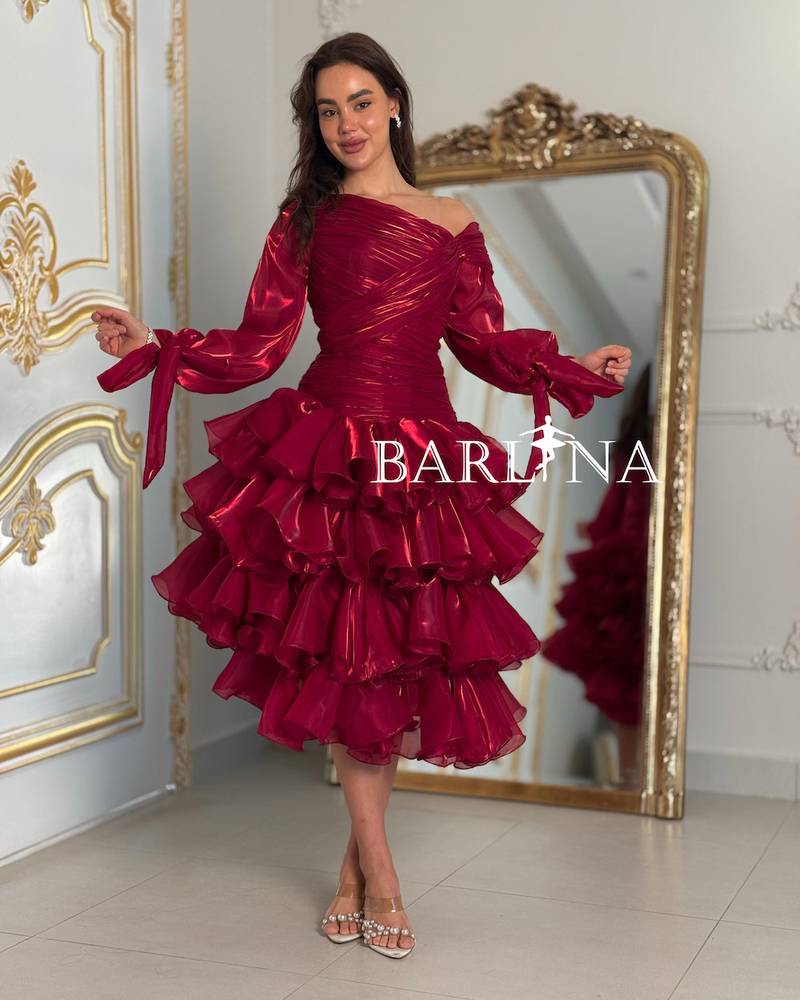 Bold design midi dress with layered ruffles
