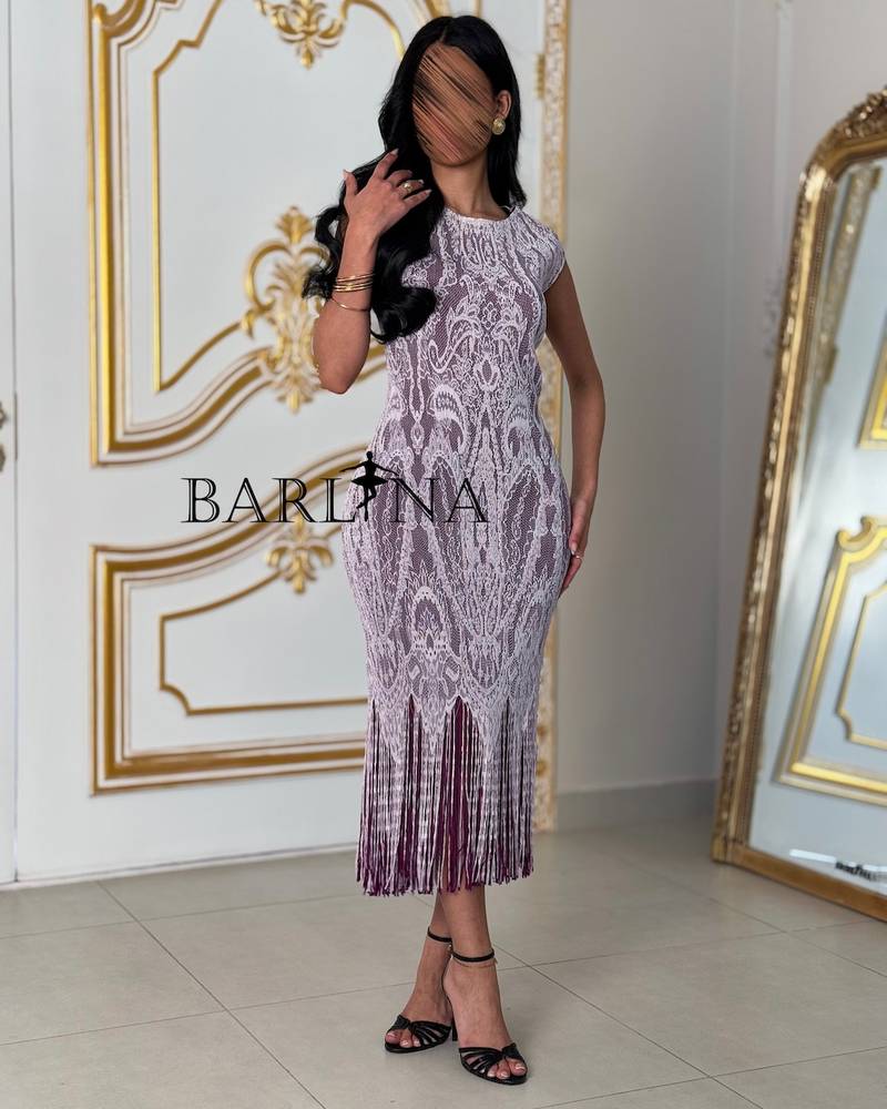 Elegant fringed lace midi dress