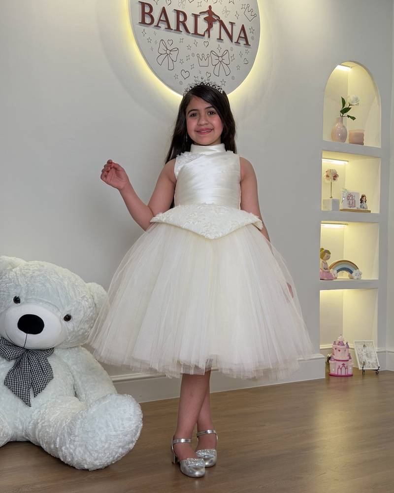 Girls' fluffy tulle dress with pleats at the chest