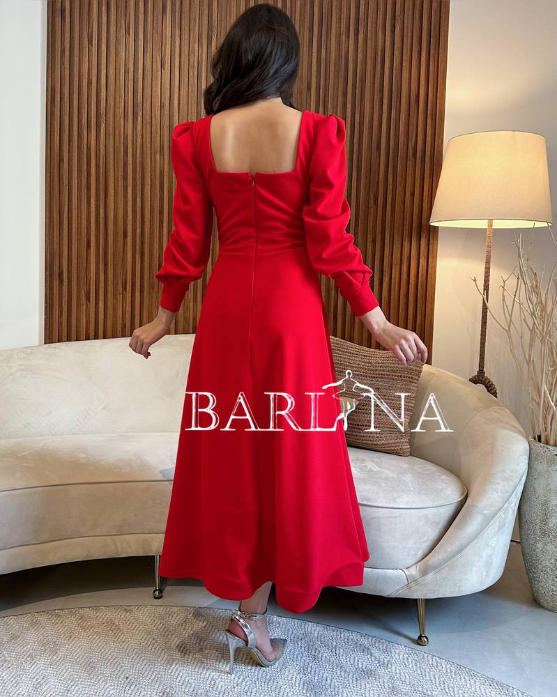 Elegant red pleated dress