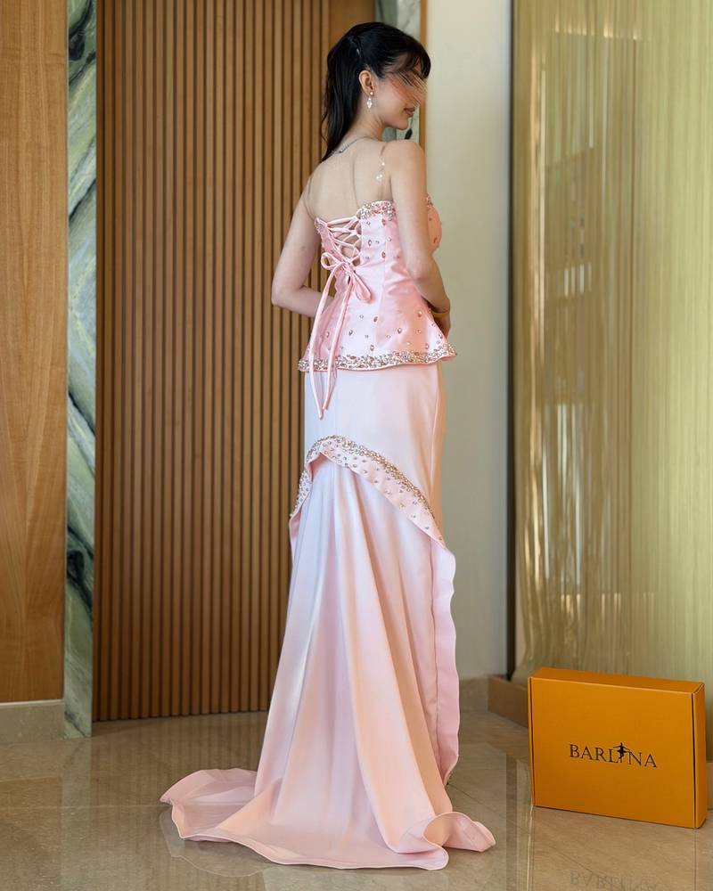 Luxurious pink peplum evening dress