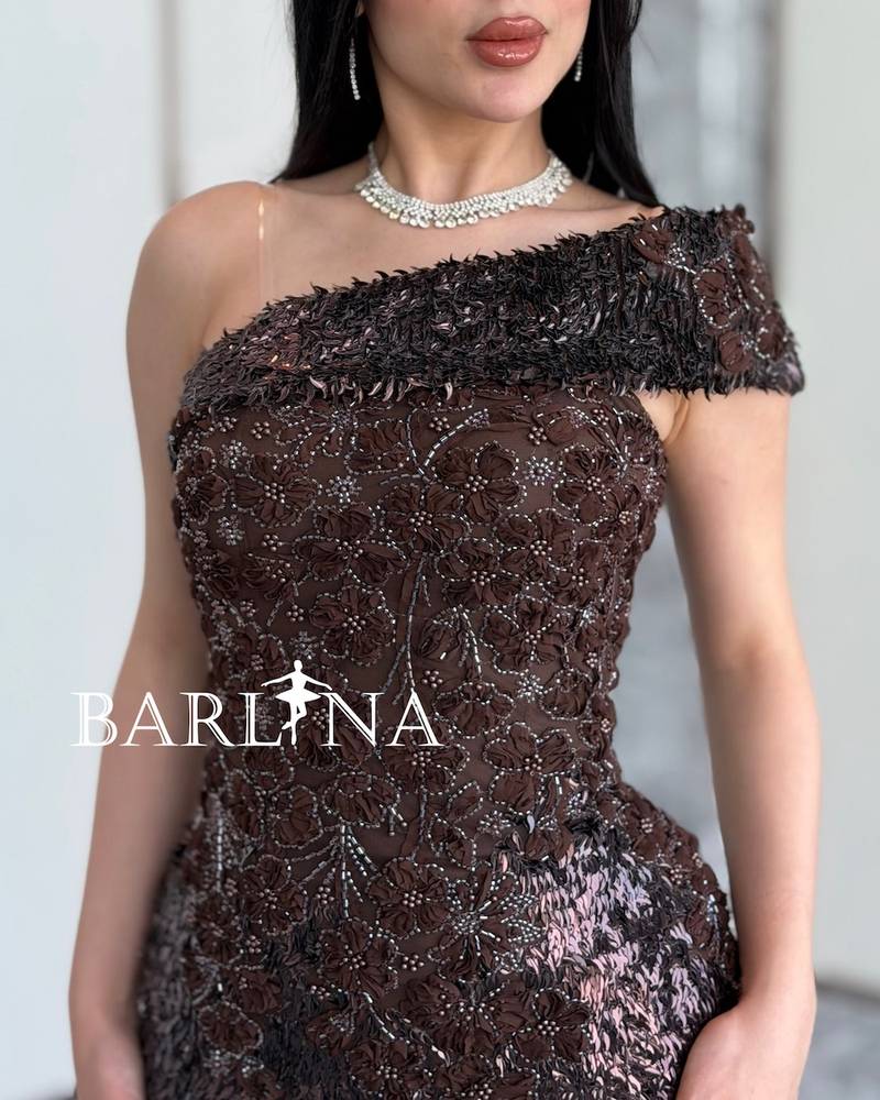 Brown one-shoulder embroidered evening dress