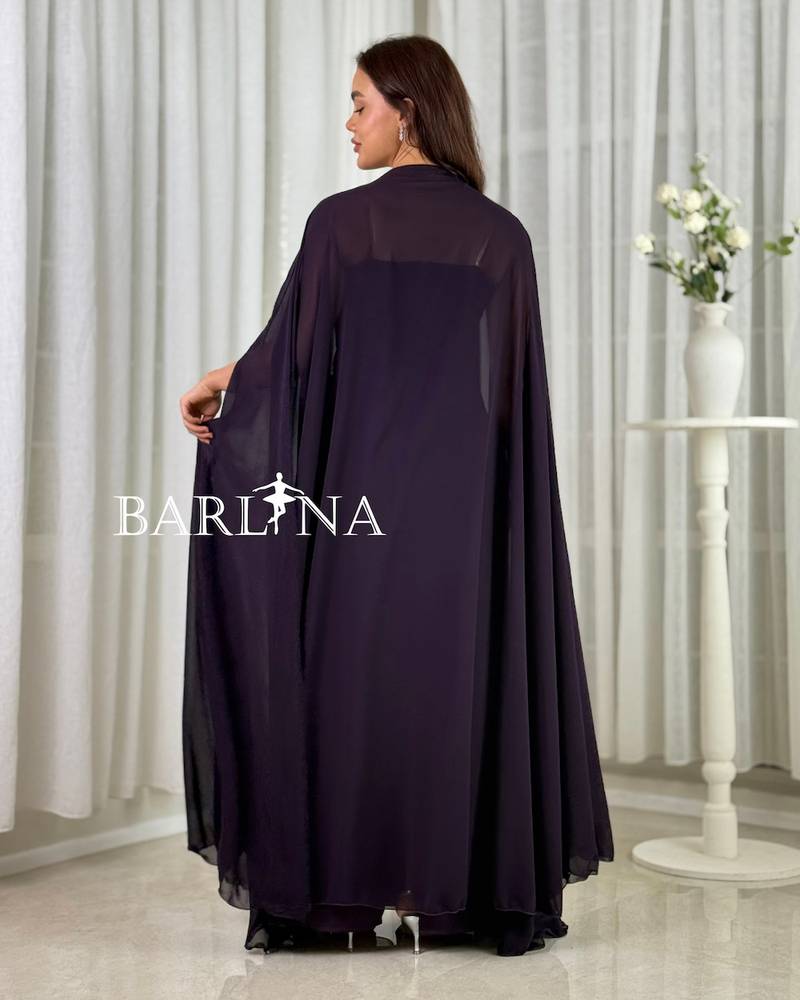 Pink jalabiya with a light chiffon overlay