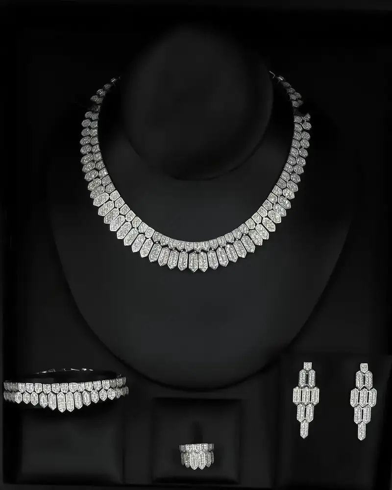 Elegant accessory set studded with rhinestones
