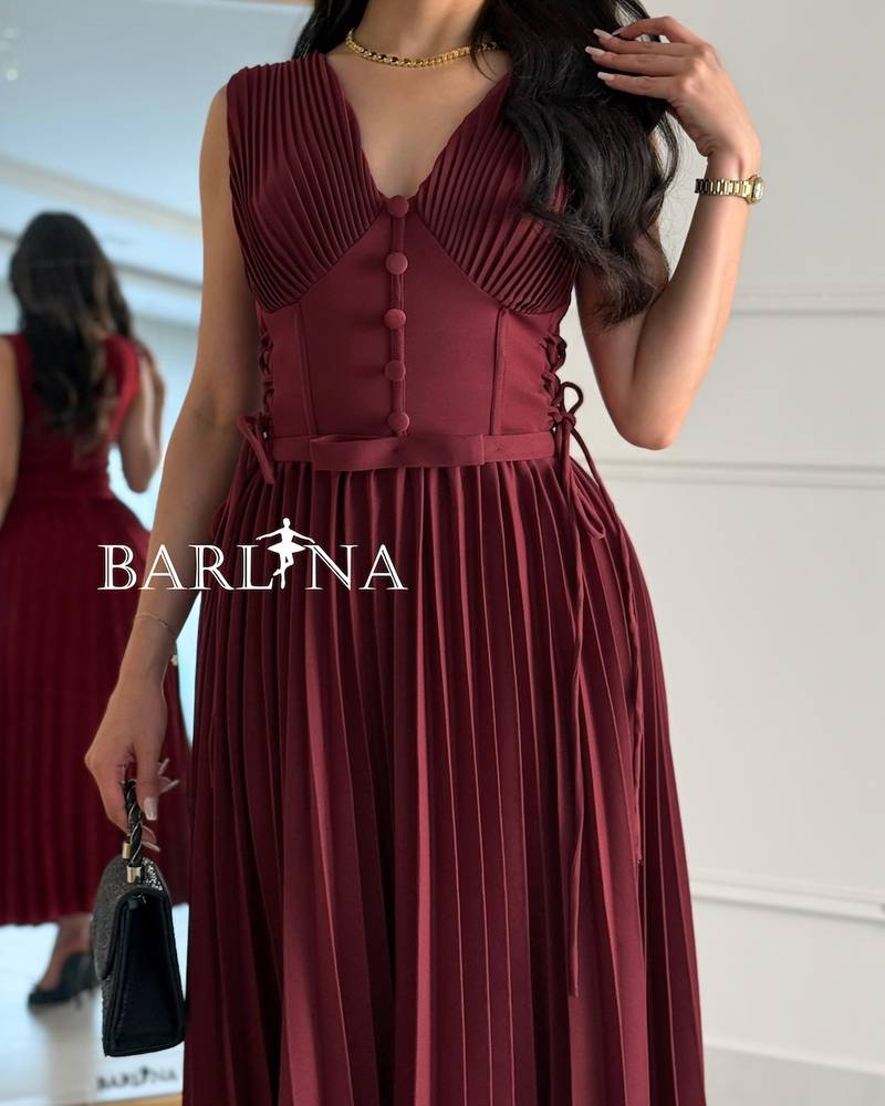 Burgundy pleated dress with front buttons