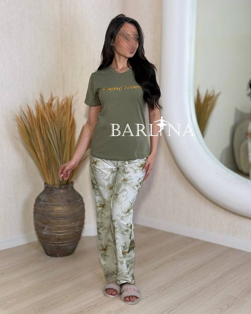 Stylish pajamas with floral print pants