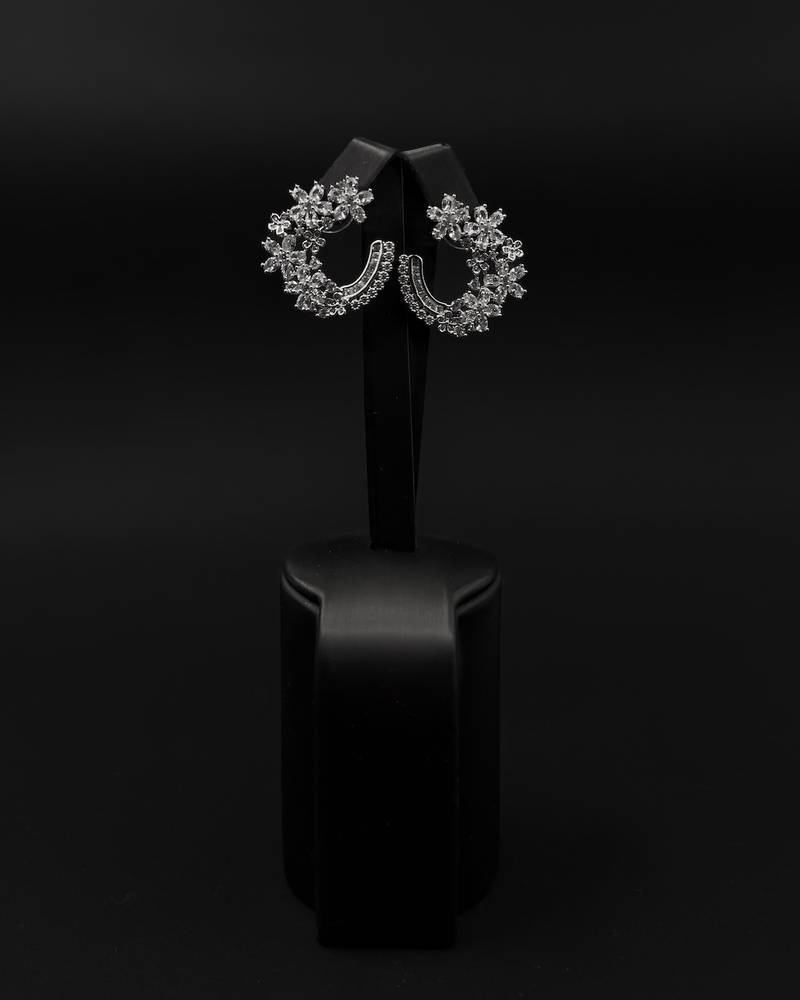 Semi-circular earrings, decorated and embellished