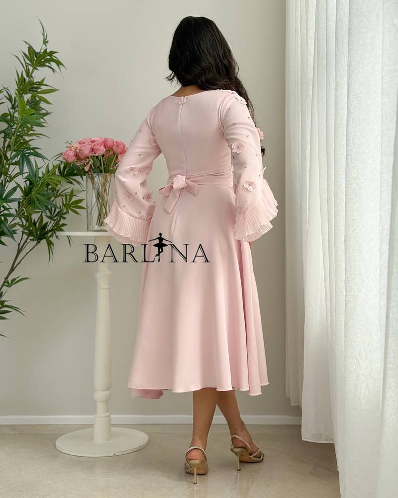 Soft midi dress with draped pleats