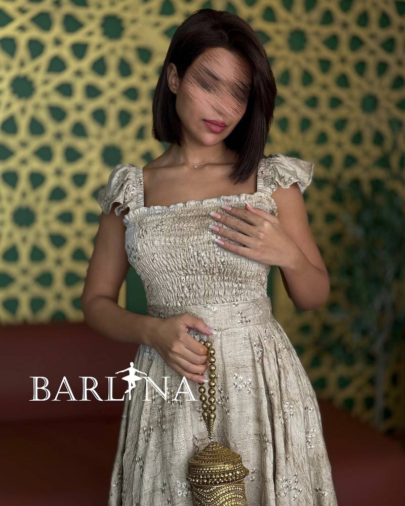  Beige jalabiya with delicate embroidery