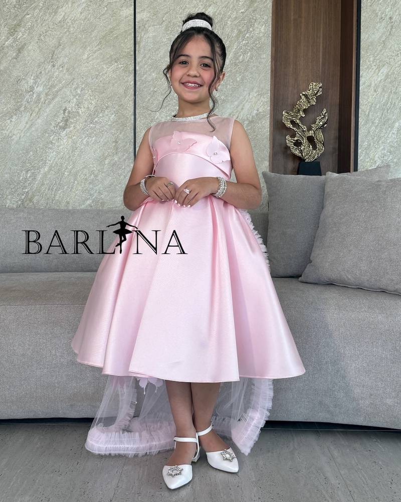 Girls' pink dress embroidered with shiny sequins
