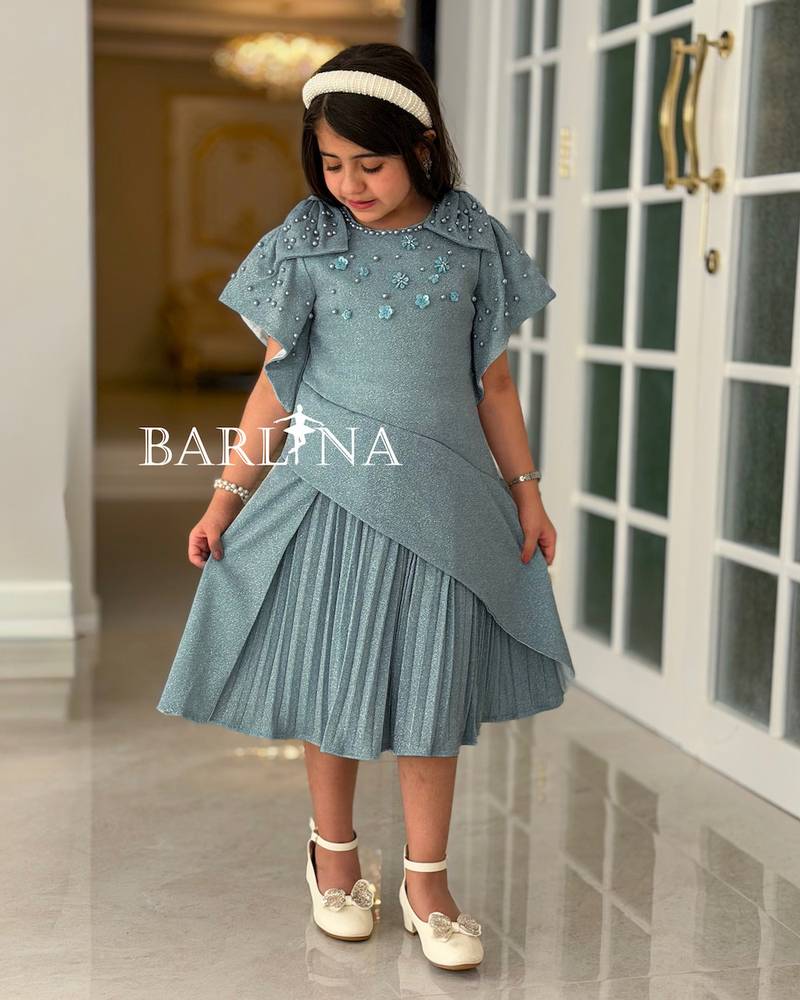 Pink midi dress for girls decorated with small roses