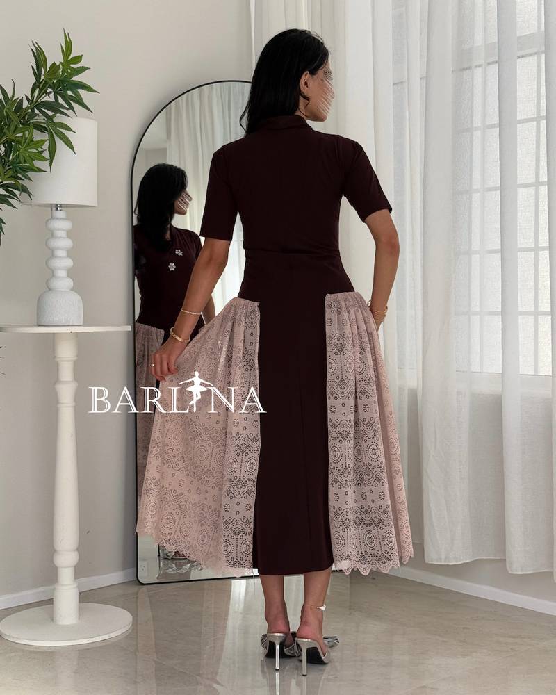 Brown midi dress with side lace detailing