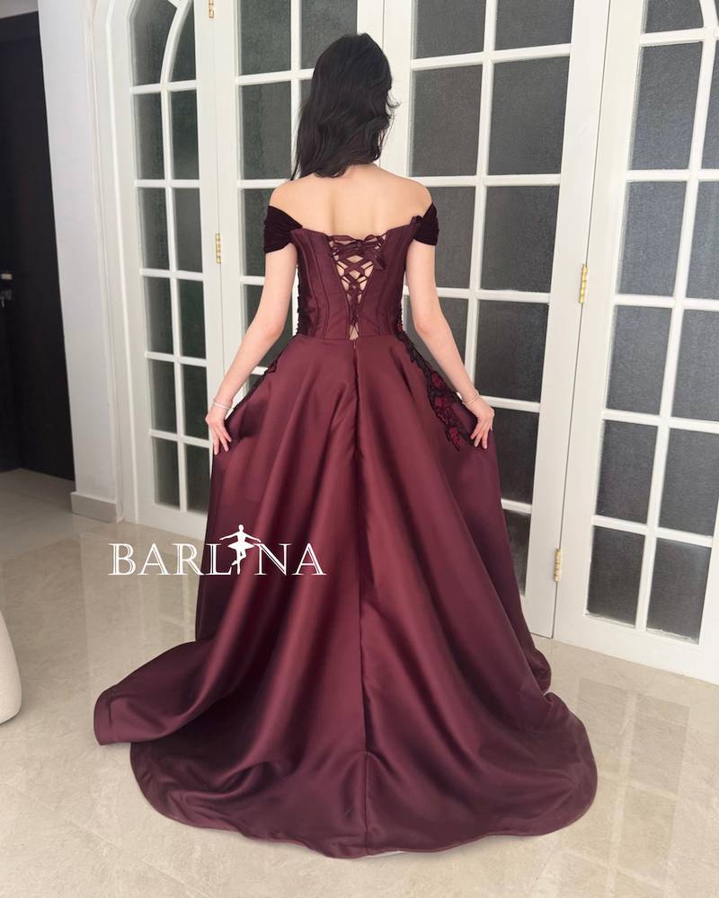Burgundy off-shoulder dress with raised embroidery