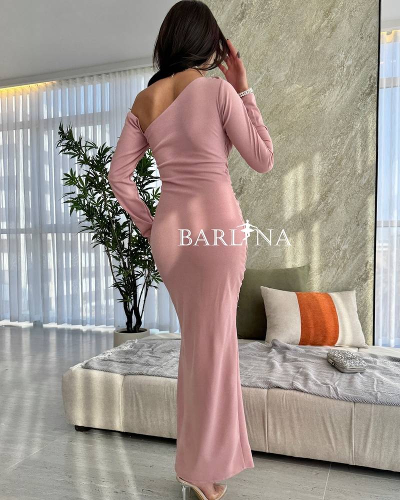 فستان درابيه وردي بكتف مكشوف