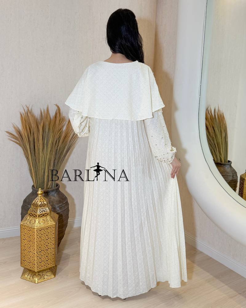 White pleated jalabiya with embroidered cape