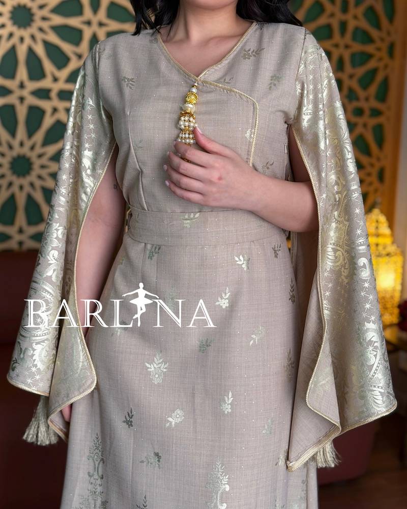 Long jalabiya with cape and gold embellishments