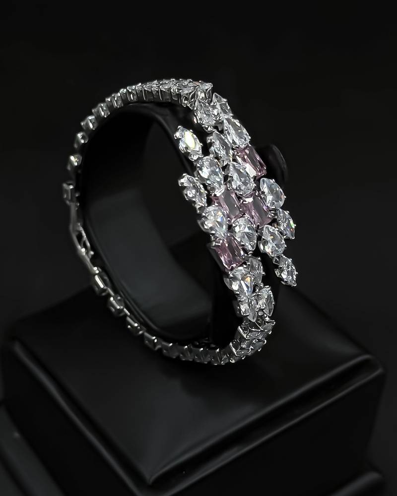 Modern accessory set studded with pink zircon