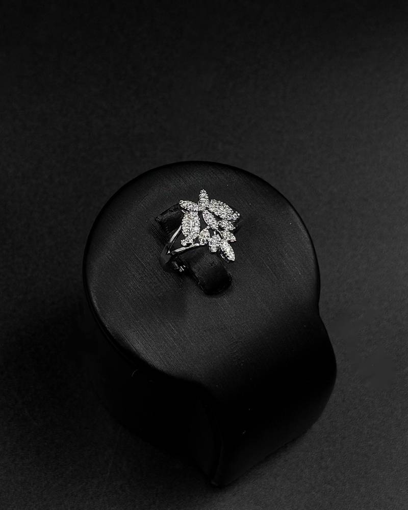 Accessory set with stacked flower units