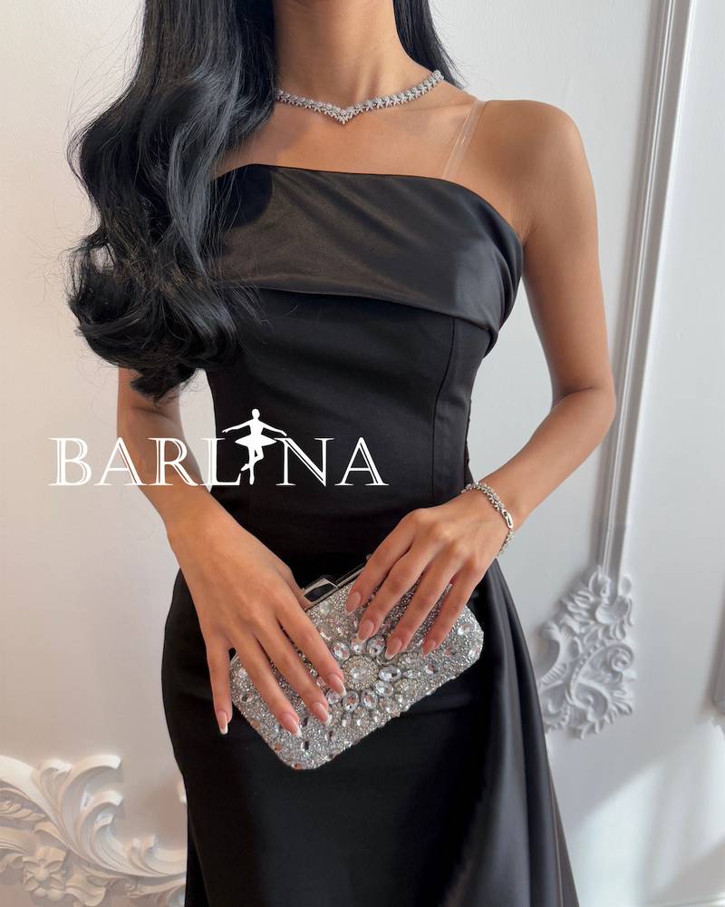 Black bodycon dress with long tail