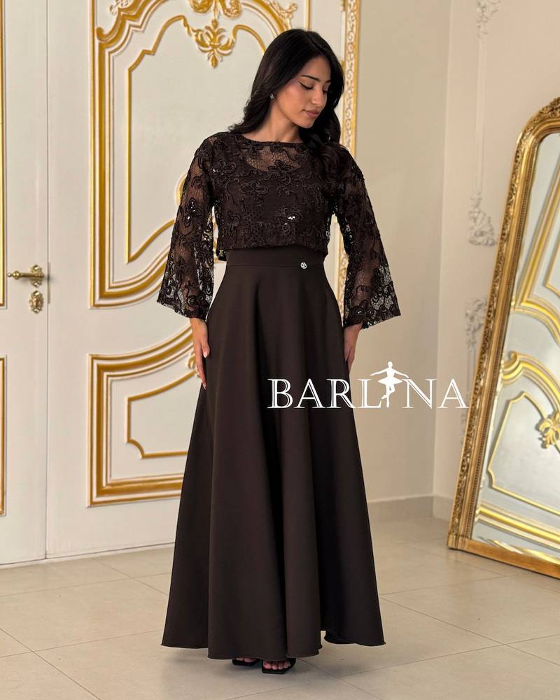 Long Brown dress with a lace overlay