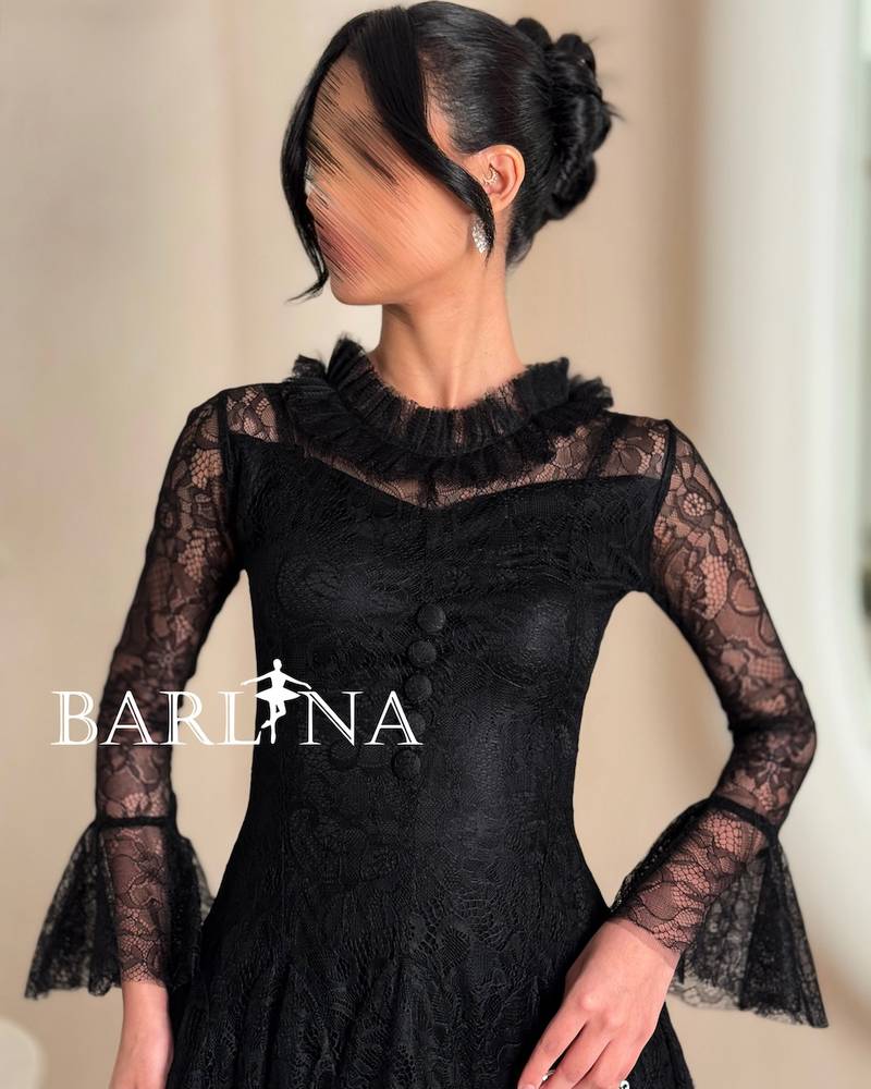 Elegant high-neck midi lace dress