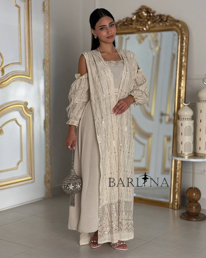 Elegant patterned jalabiya with separate sleeves