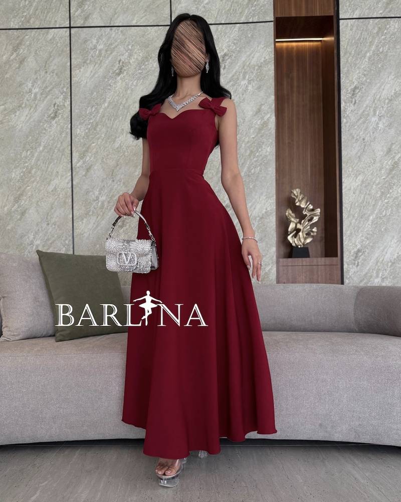 Soft burgundy sleeveless dress